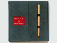 Künstlerbuch: ‘Evolution or Revolution’